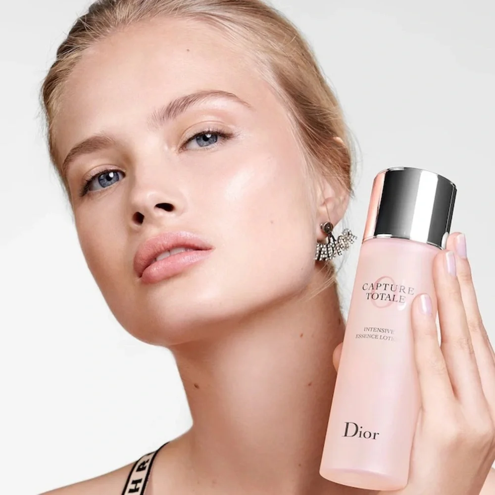 BestSeller DIOR CAPTURE TOTALE INTENSIVE ESSENCE LOTION StrengthenedBarrier 50ml
